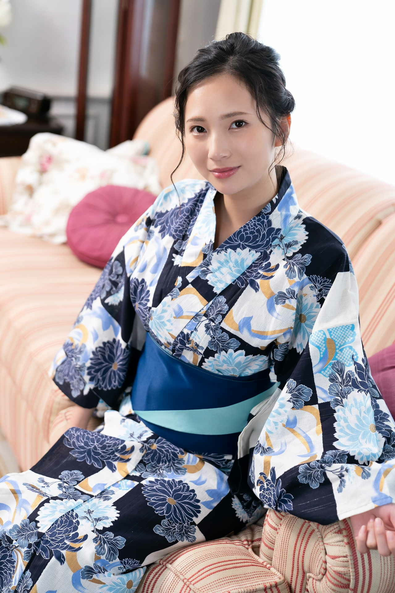 Miho Machiyama 街山みほ, idolpost 写真集 「煌めく紺碧の」 Set.02