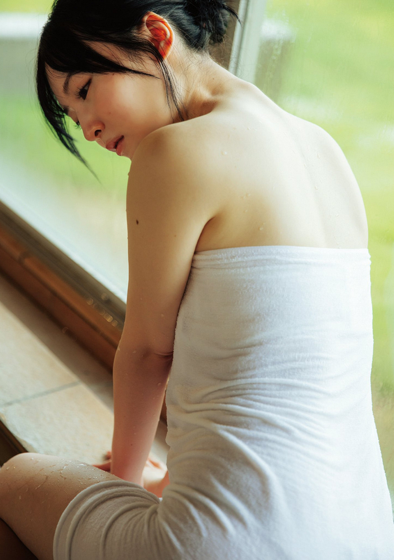 Yura Yura 由良ゆら, ファースト写真集 『ゆらドキッ!』 Set.04