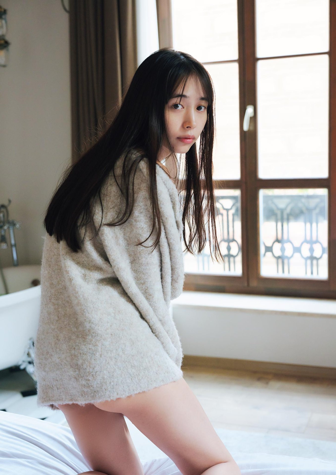 Hiroe Igeta 井桁弘恵, 写真集 「つかのま」 Set.05
