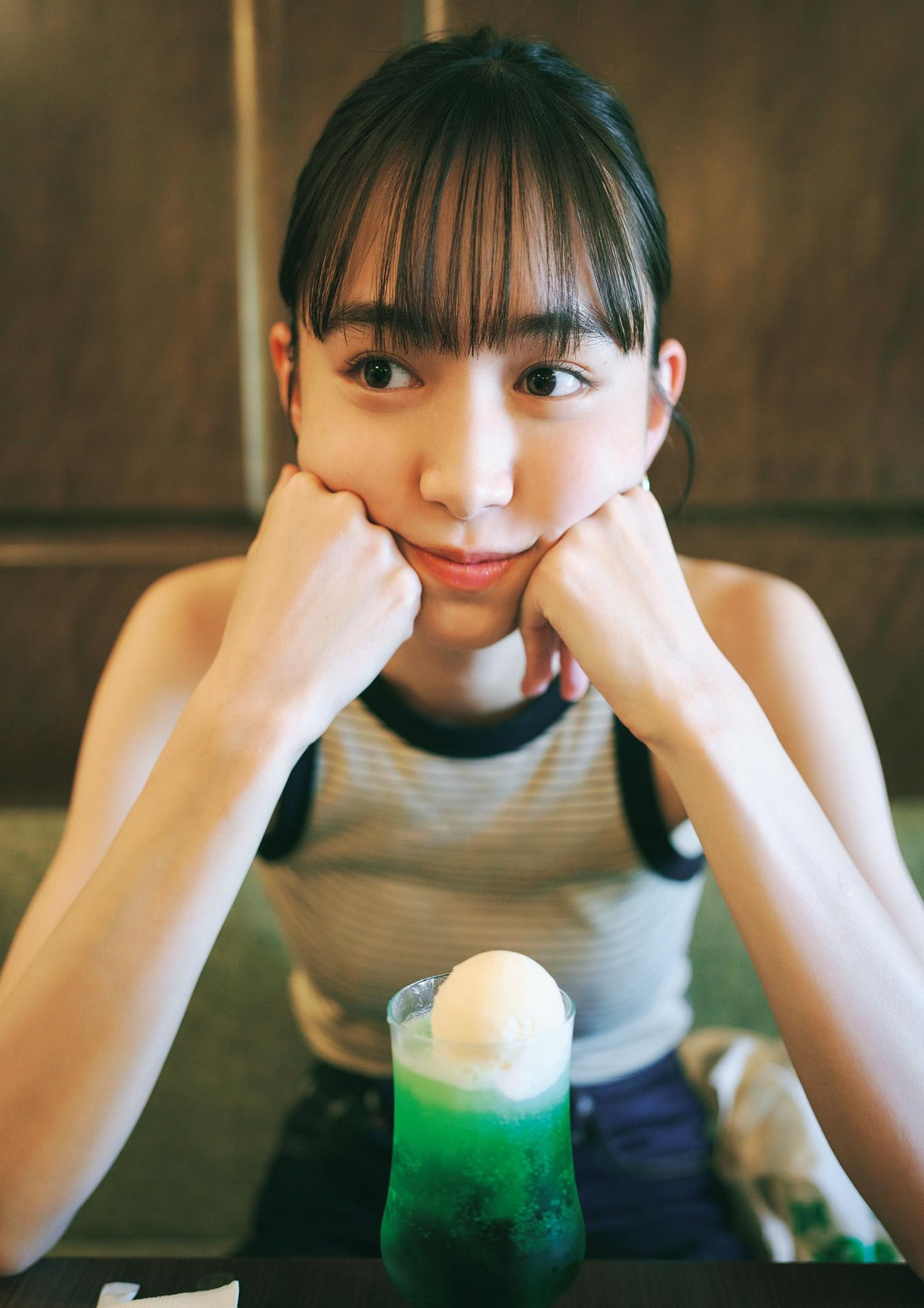 Hiroe Igeta 井桁弘恵, 写真集 「つかのま」 Set.05