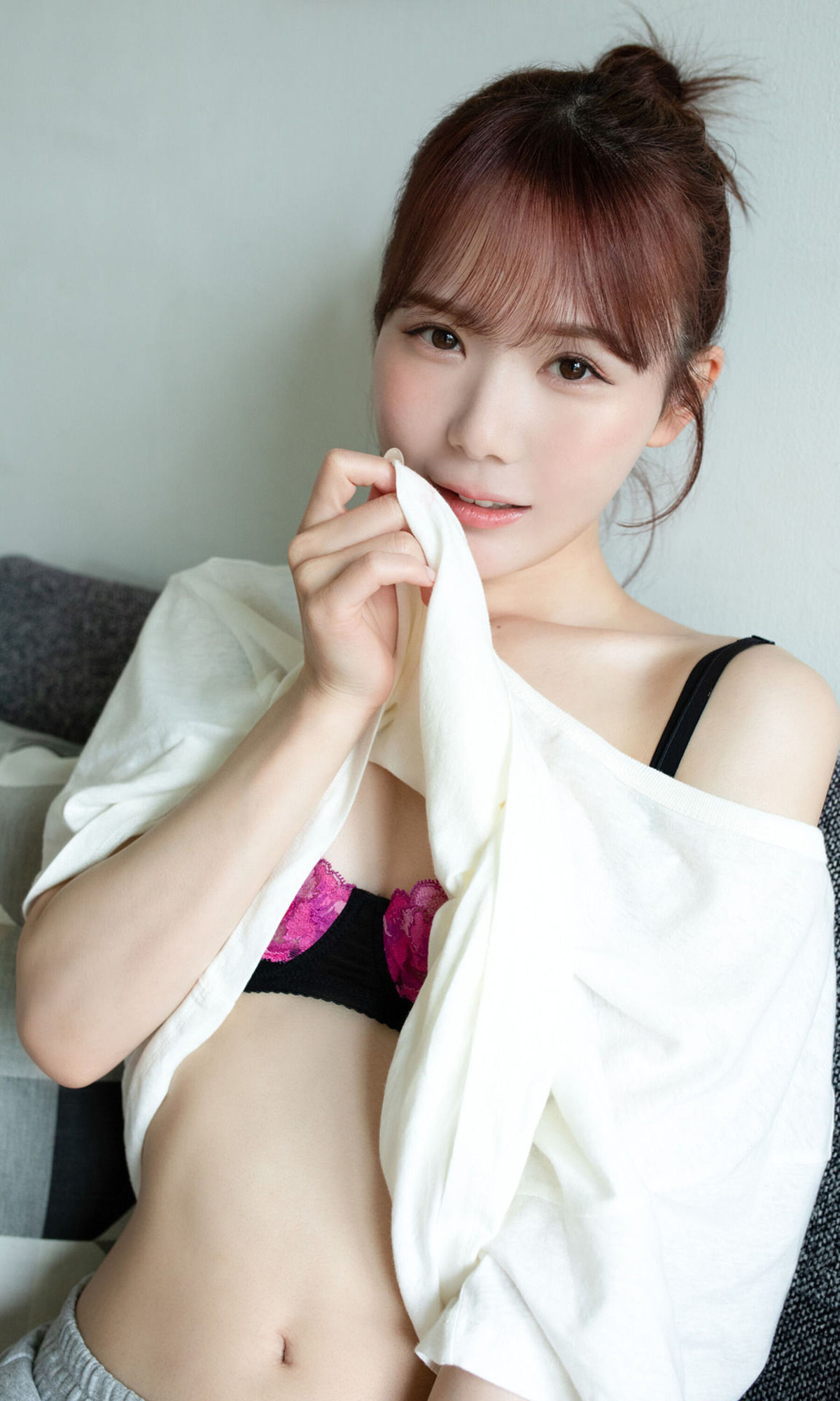 MIRU みる, 写真集 「甘い生活」 Set.01