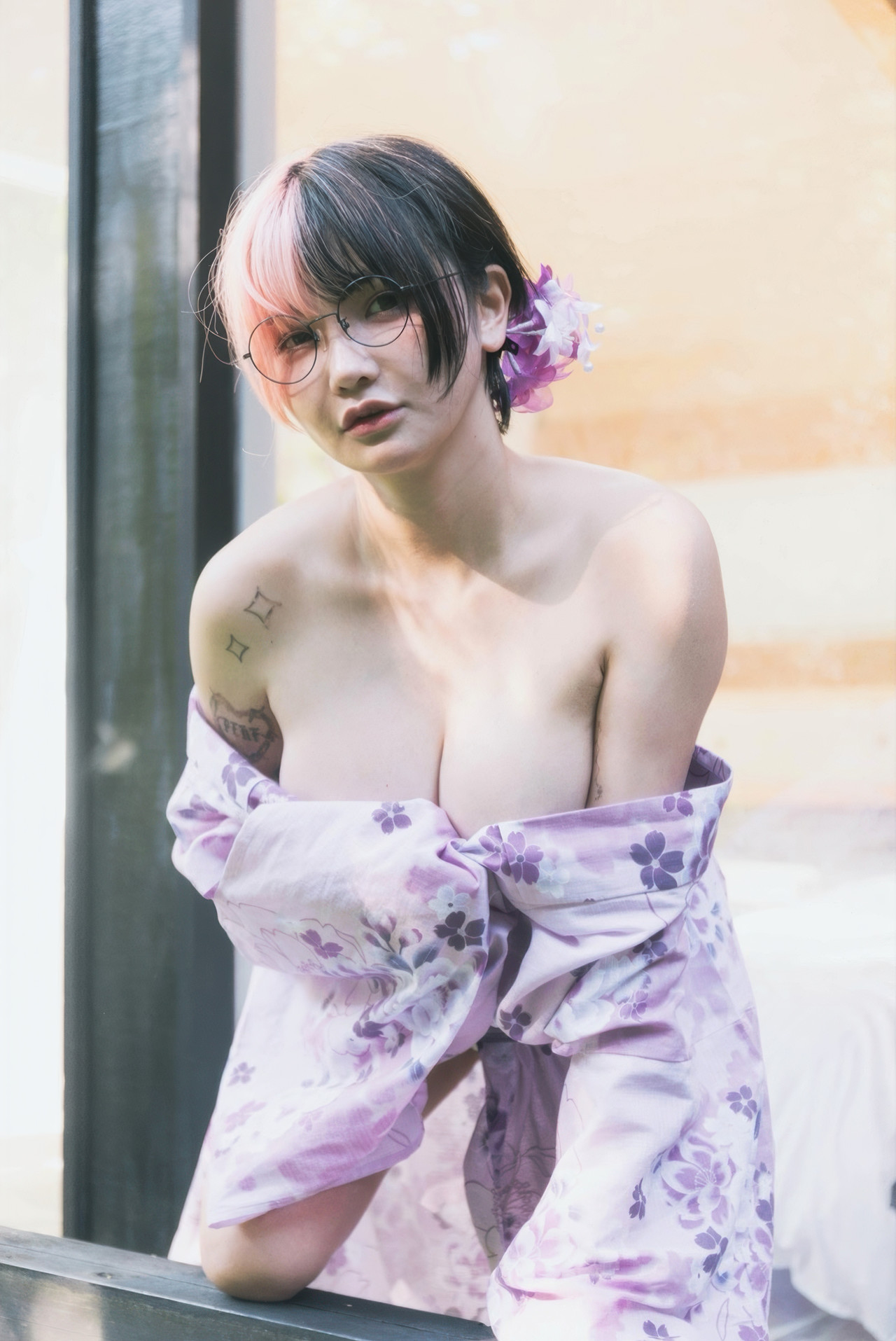 Chukimeroday ちゅきめろでぃ, 2nd 写真集 『一泊二日』 Set.01