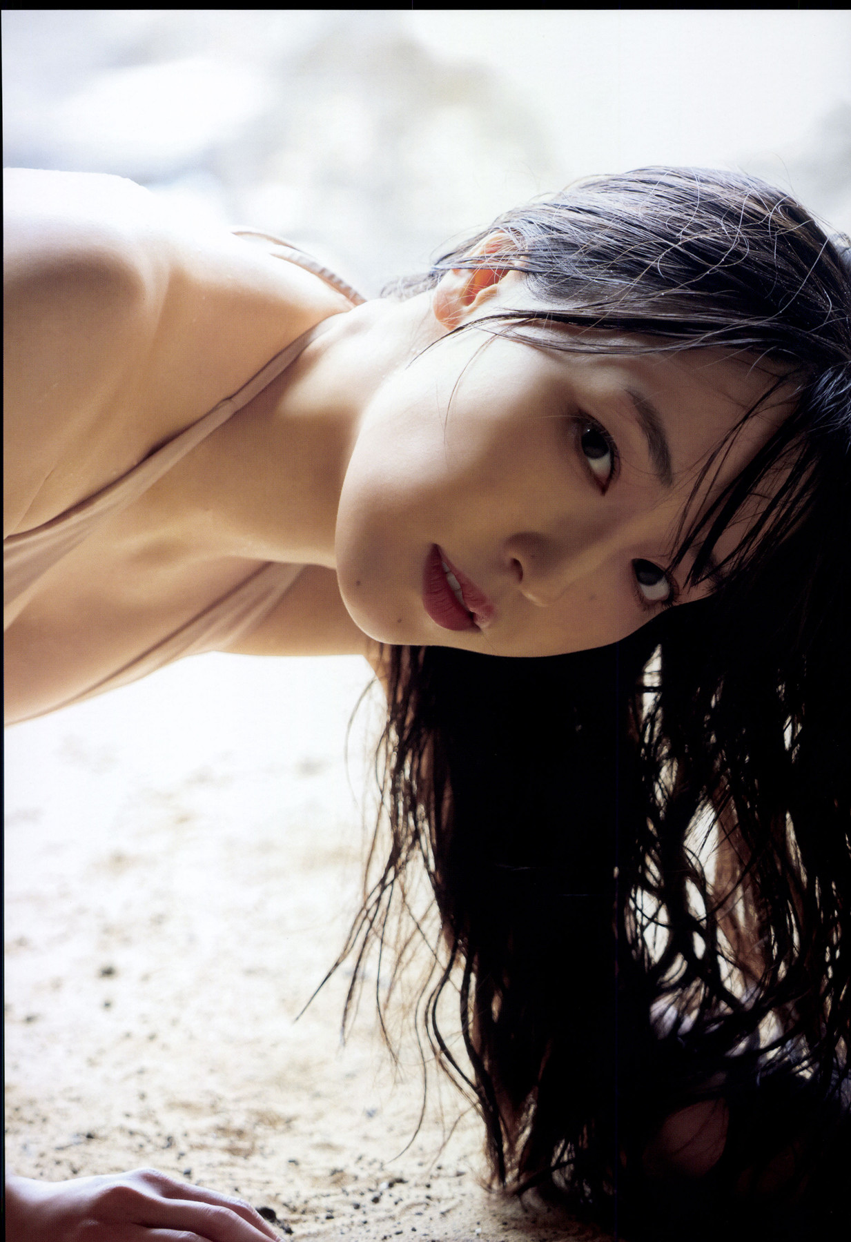 Mizuki Fukumura 譜久村聖, 写真集 「Last Scene」 Set.04