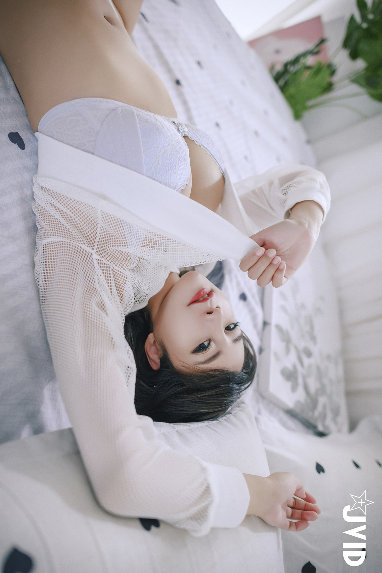 JVID Lele 樂樂 – 巨乳校花 樂樂-色誘閨密兄長,激情畫面曝光 Set.01