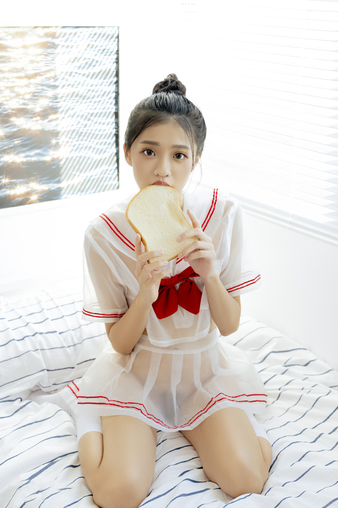 JVID 妍妍 Angel – 电竞少女-超可愛微乳美少女-第一次的性感開發 Set.01