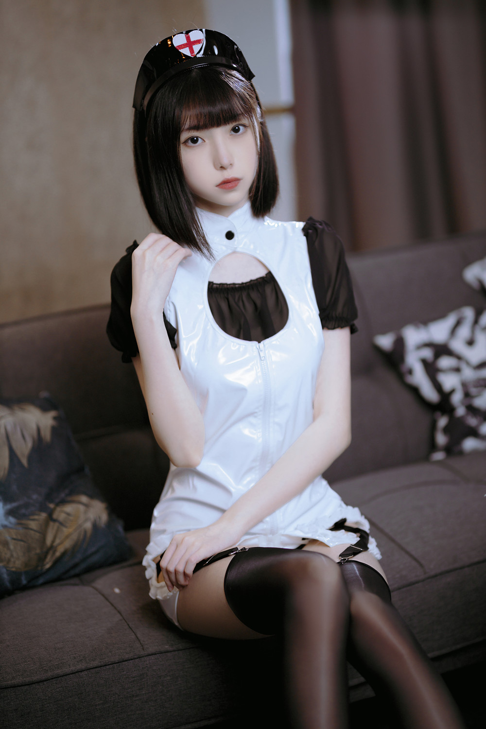 Cosplay 许岚LAN – 黑色丝袜护士