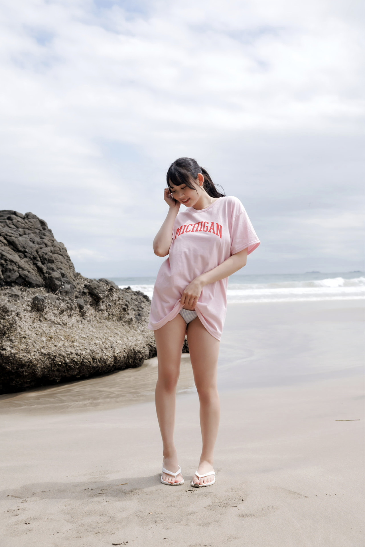 Seina Shinomi 篠見星奈, 写真集 「SEINA MODE 流れ星をみた」 Set.08