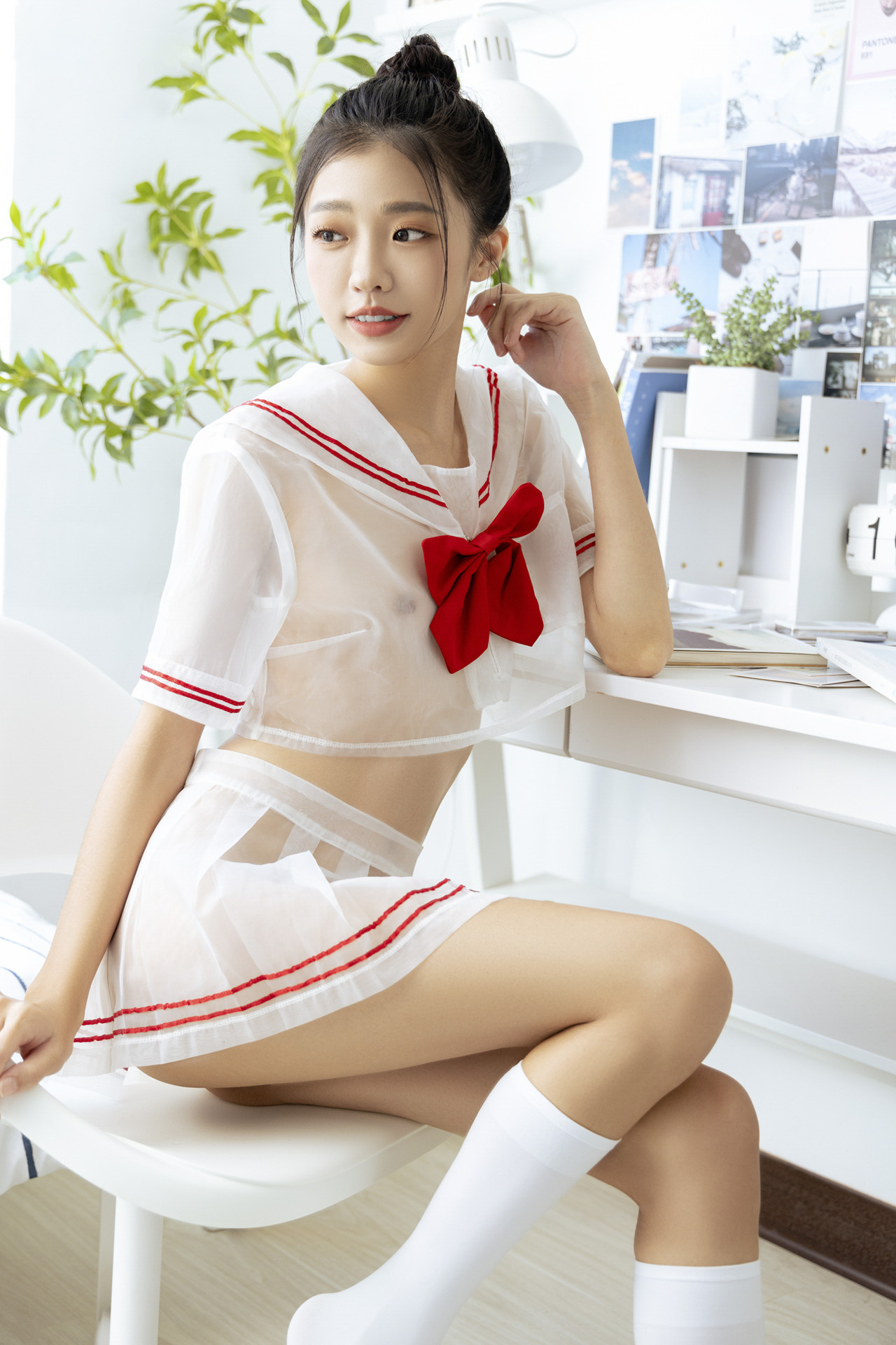 JVID 妍妍 Angel – 电竞少女-超可愛微乳美少女-第一次的性感開發 Set.01