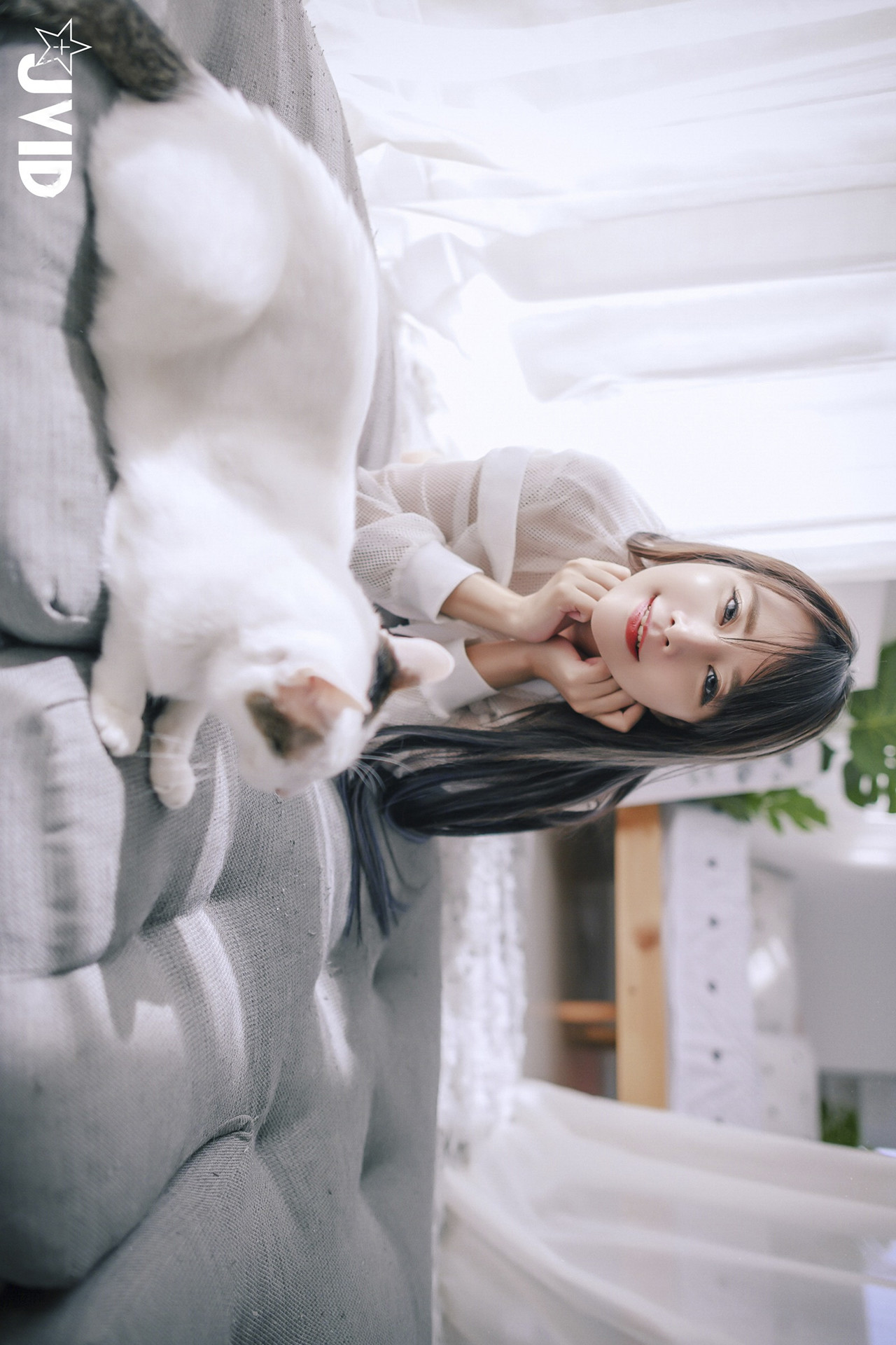 JVID Lele 樂樂 – 巨乳校花 樂樂-色誘閨密兄長,激情畫面曝光 Set.01