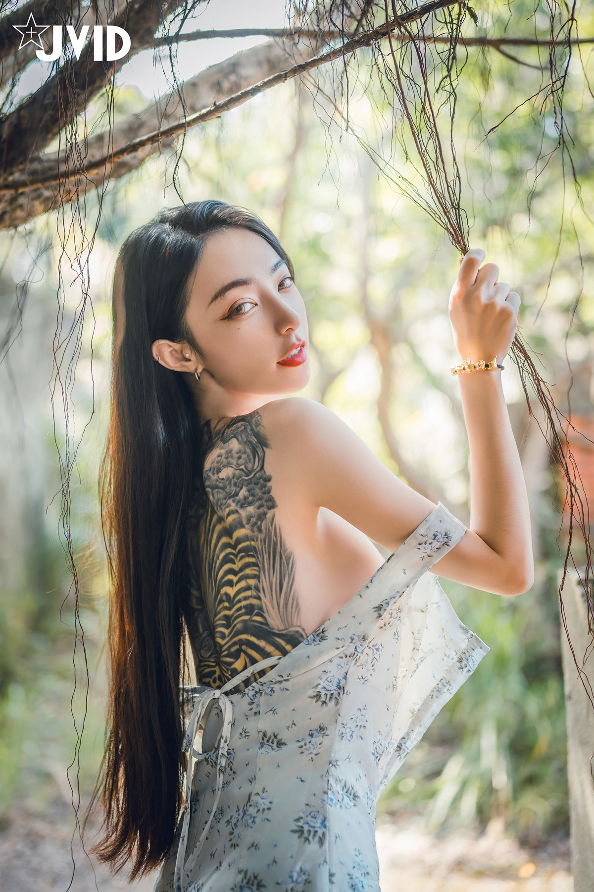 JVID 飄飄哥 – 飄飄跟蹤綁架迷姦情色妄想