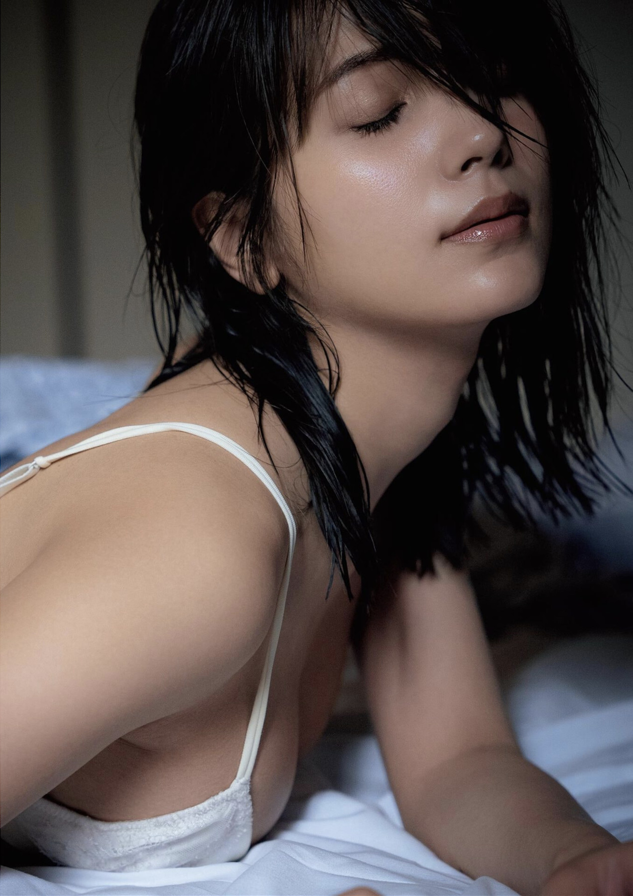 Miki Nanri 南里美希, 2nd 写真集 『jamais vu』 Set.03