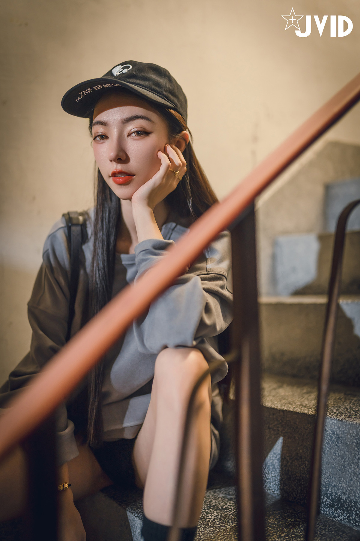 JVID 飄飄哥 – 飄飄跟蹤綁架迷姦情色妄想