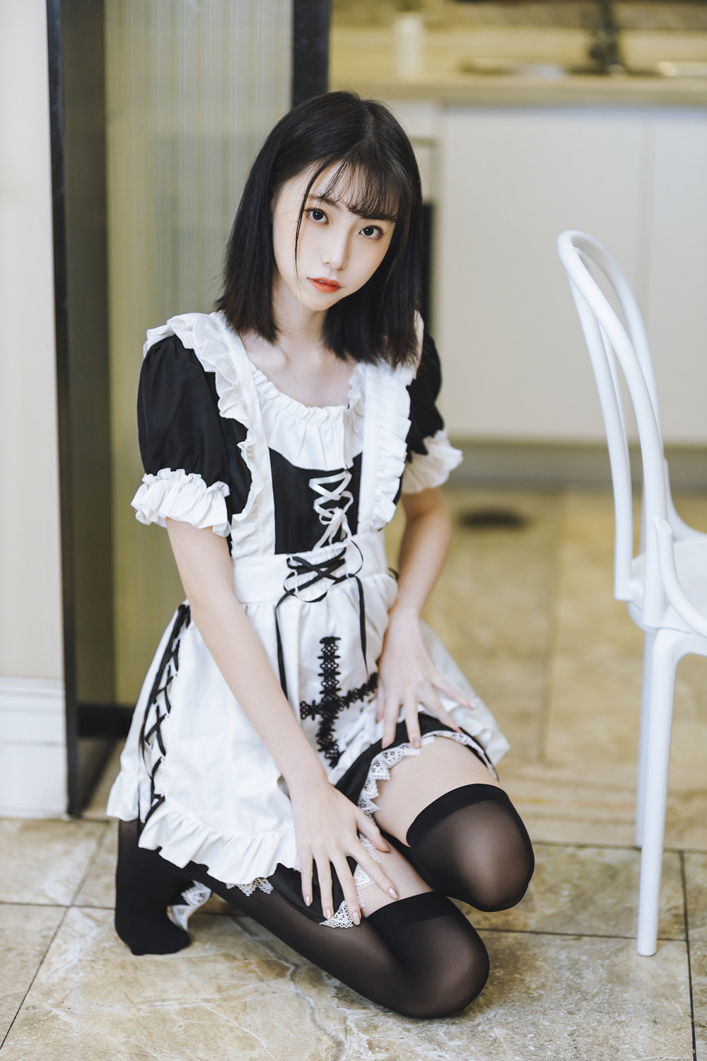 Cosplay 许岚LAN – 短裙女佣