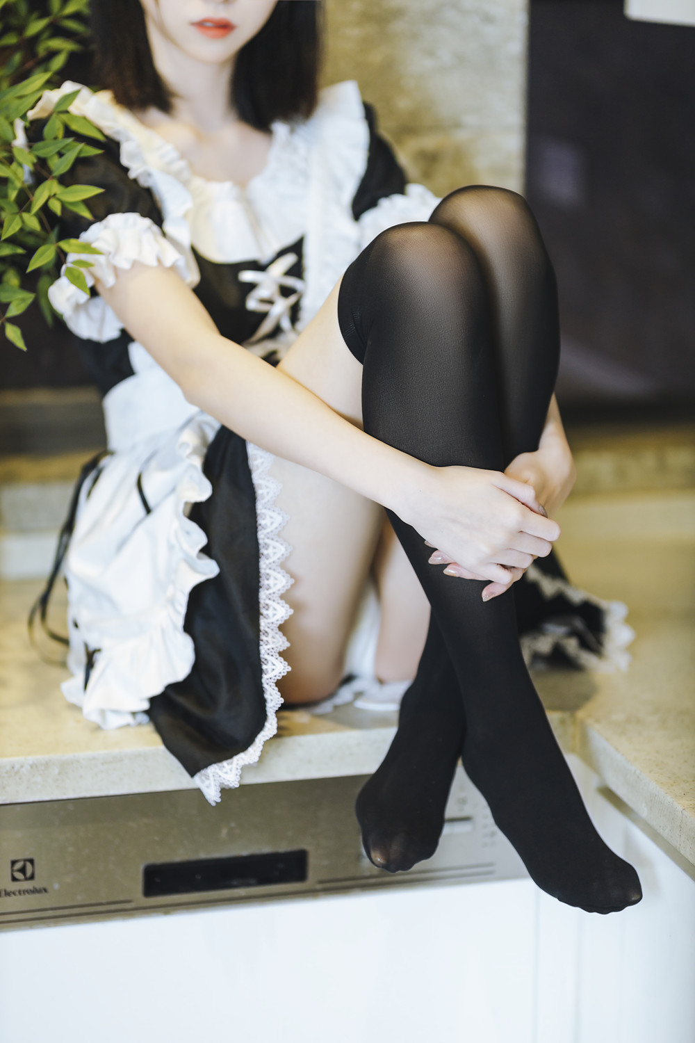 Cosplay 许岚LAN – 短裙女佣