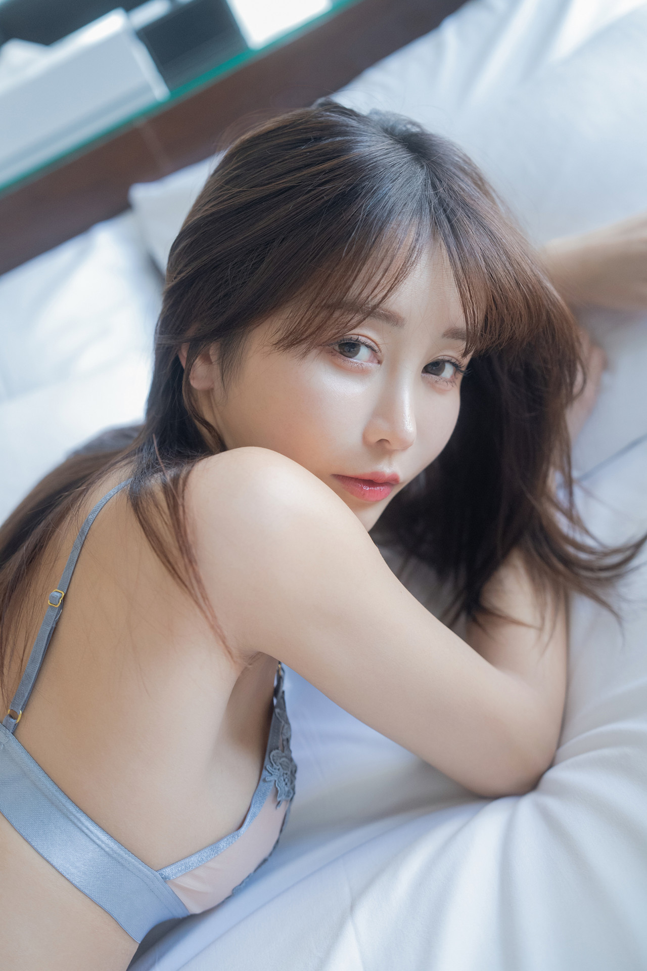 Ikumi いくみ, デジタル写真集 See-Through Lingerie