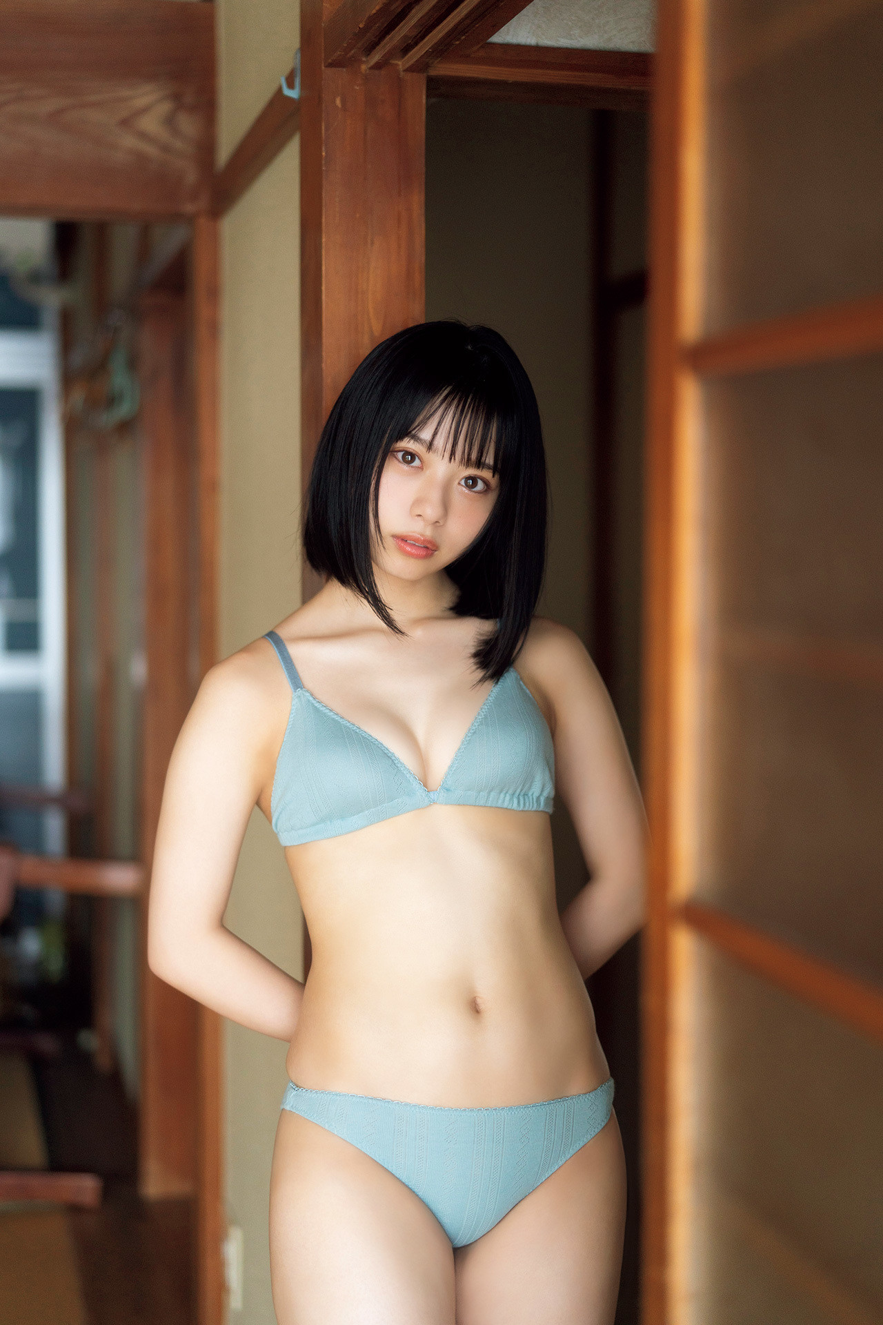 Komaki Mineshima 峰島こまき, FLASHデジタル写真集 「ぜんぶ詰め込んで、夏。」 Set.01