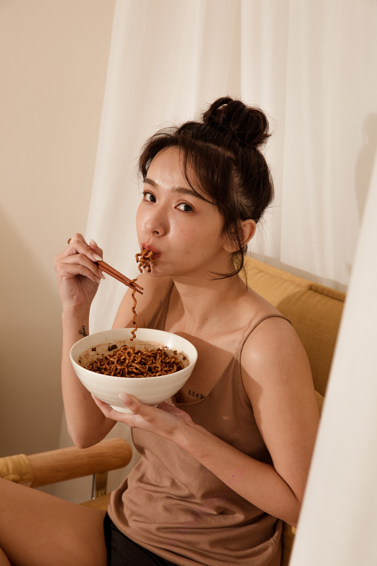 Kimi Chang 禾羽, 雙人寫真弓長牙佳涵 香 Set.04