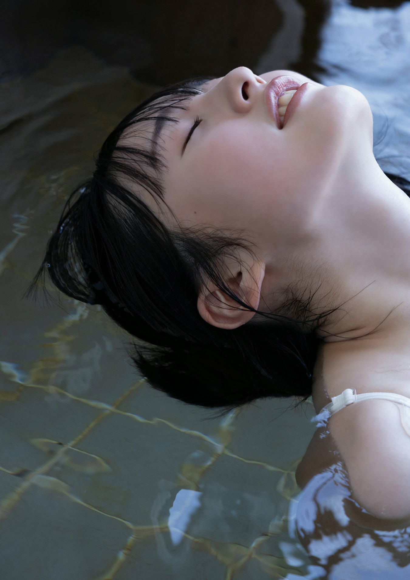 Miu Shirahama 白濱美兎, BRODYデジタル写真集 「君にハレルヤ!」 Set.02