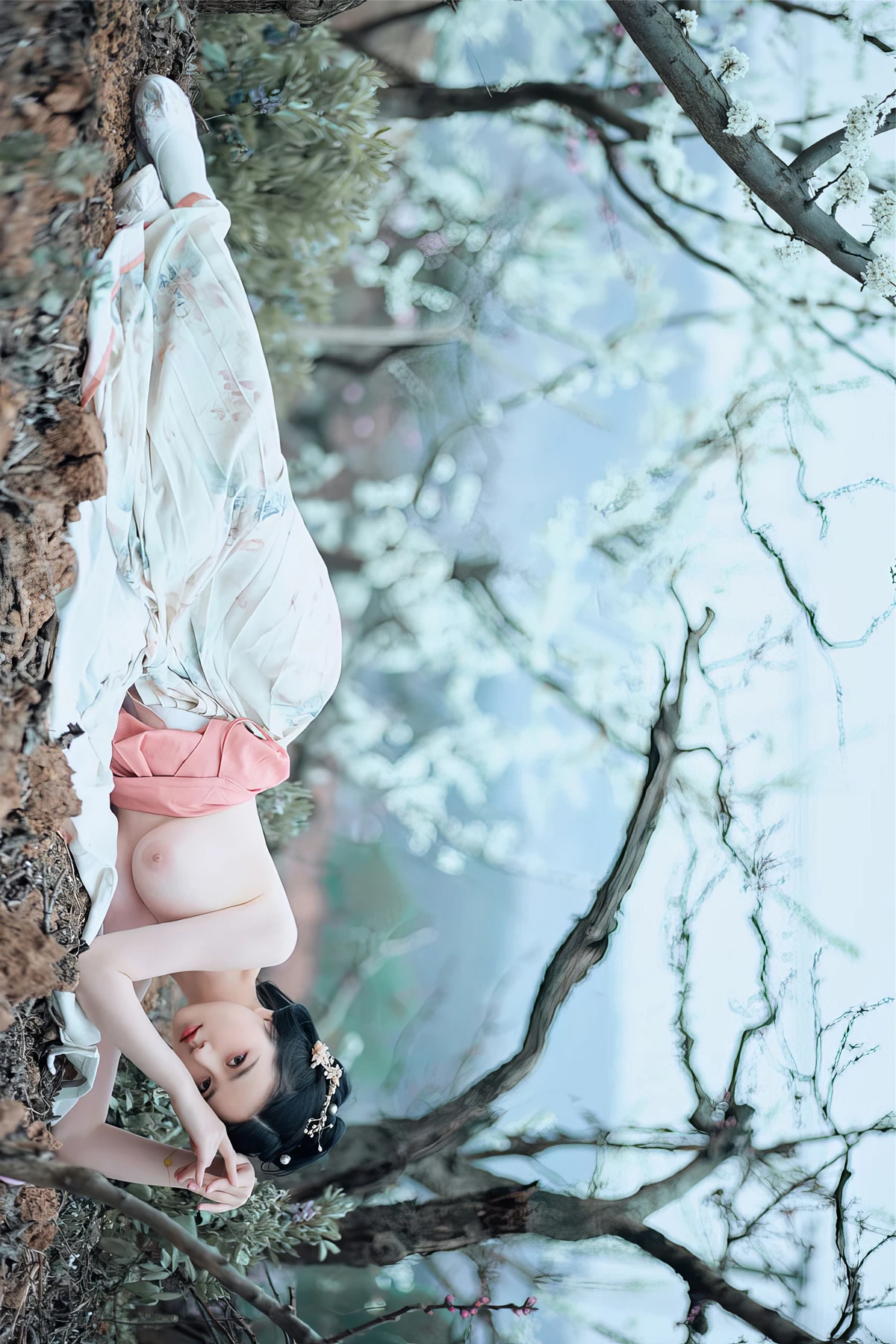 年年Nnian, 写真集 – 三月花