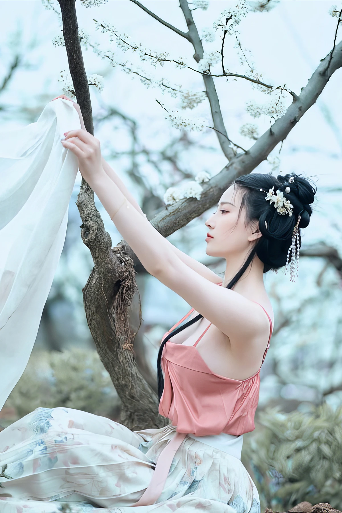年年Nnian, 写真集 – 三月花