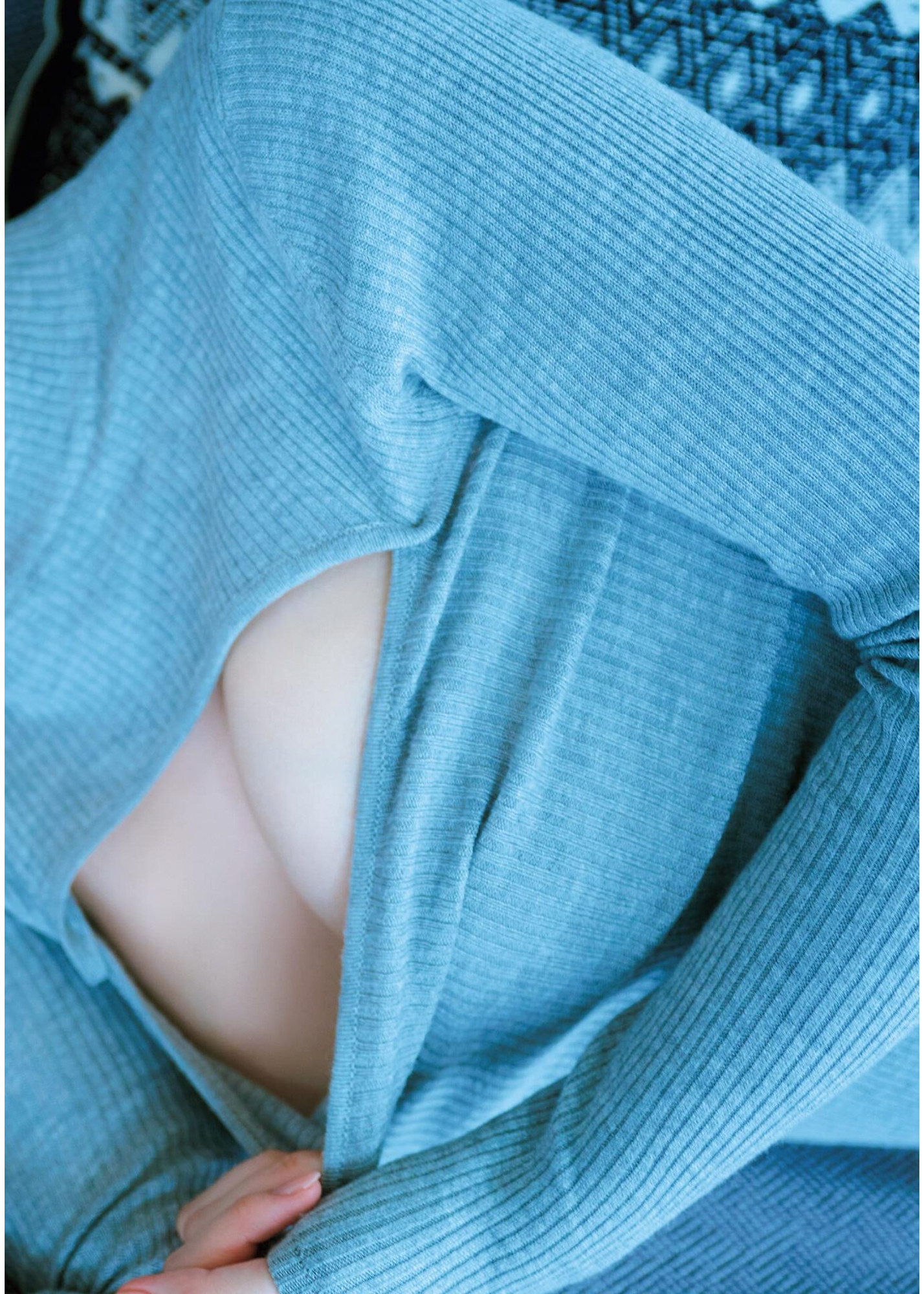 Kanna Seto 瀬戸環奈, 1st写真集 「Emerald」 Set.01