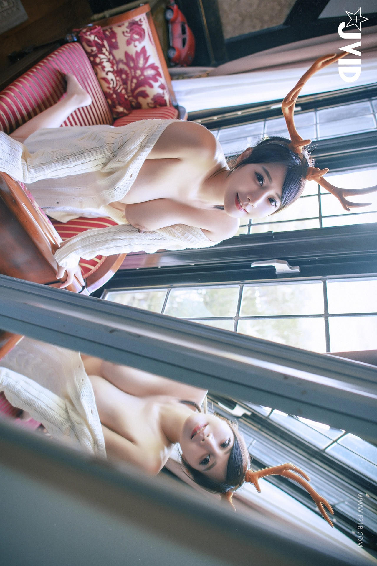JVID Lele 樂樂 – 全輯上空無碼 巨乳校花 樂樂－鹿角loli的報恩！ Set.01