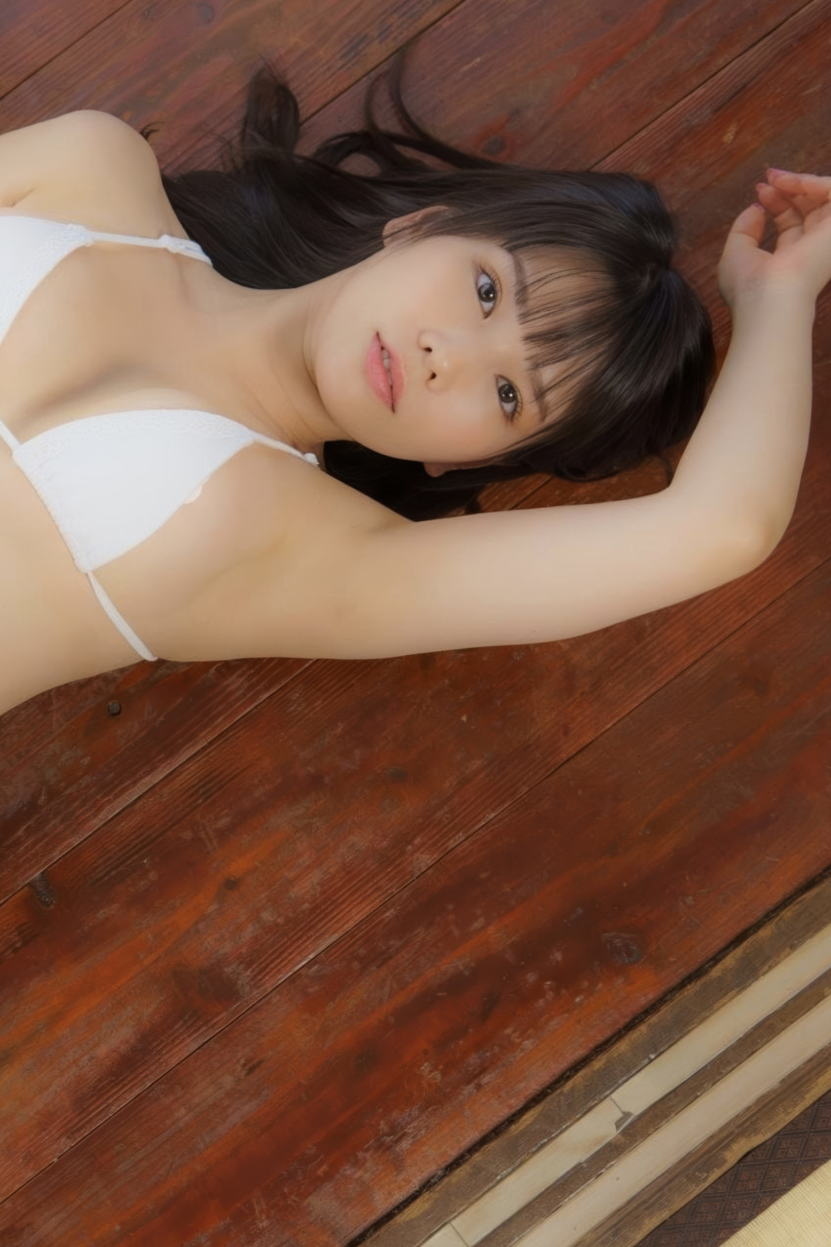 Yuka Aragaki 新垣優香, 写真集 「ミルキーグラマーが止まらない」 Set.02