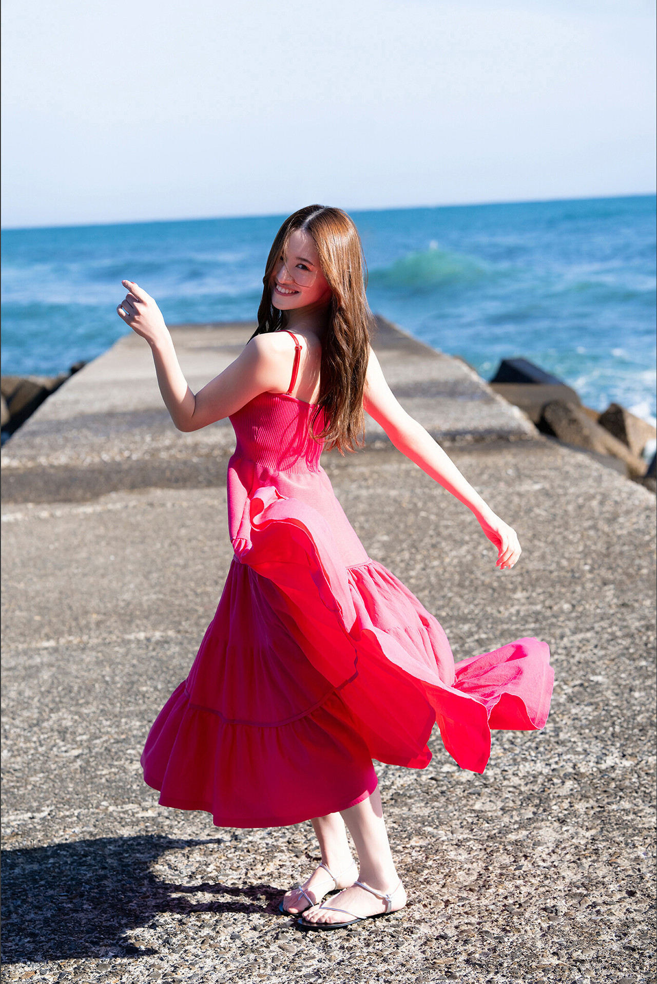 Kana Nakada 中田花奈, ヤンマガデジタル写真集 「もっとずっと、かなりん」 Set.03