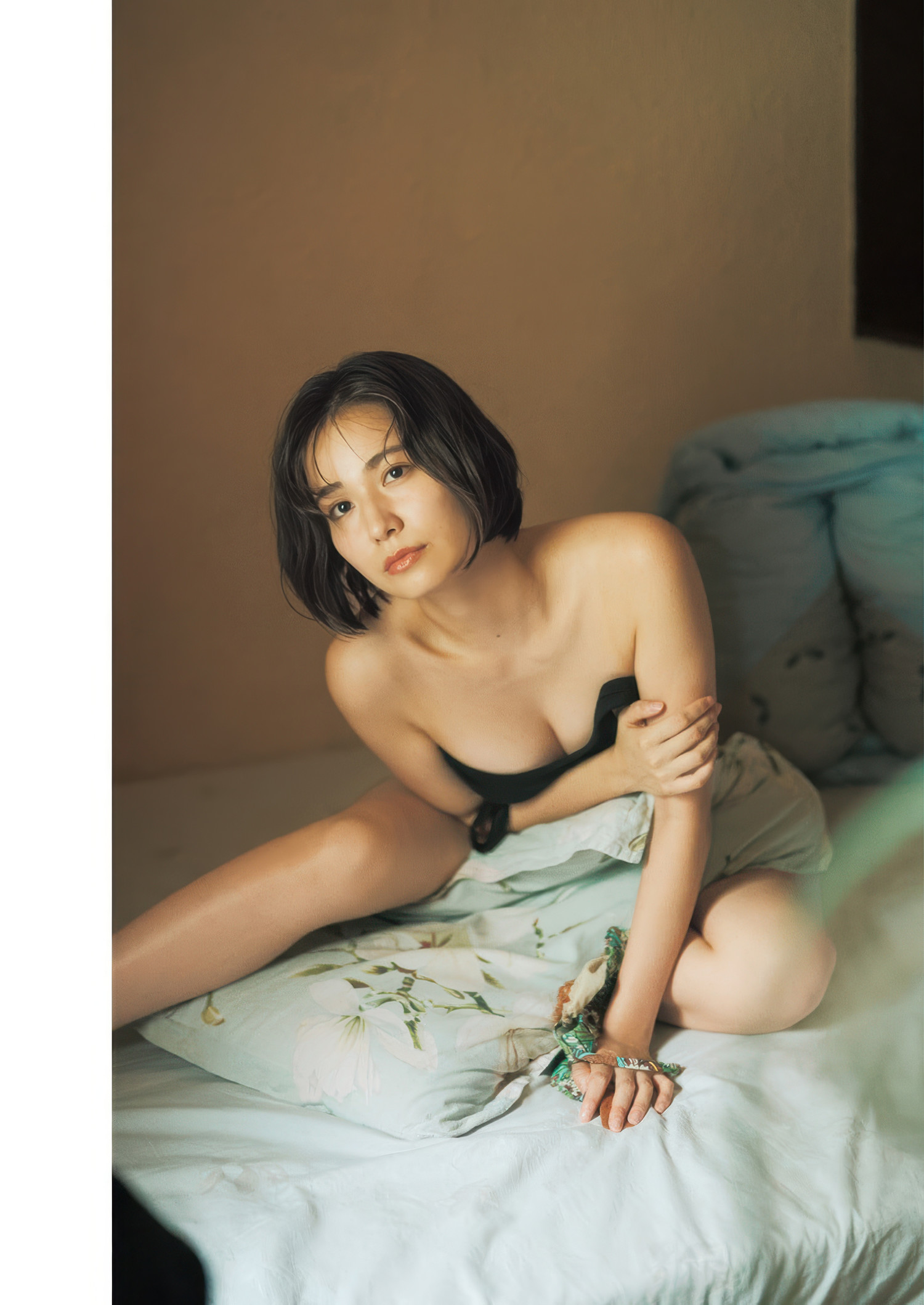 Ayaka Shinya 新谷あやか, Young Jump 2025 No.38 (ヤングジャンプ 2025年38号)