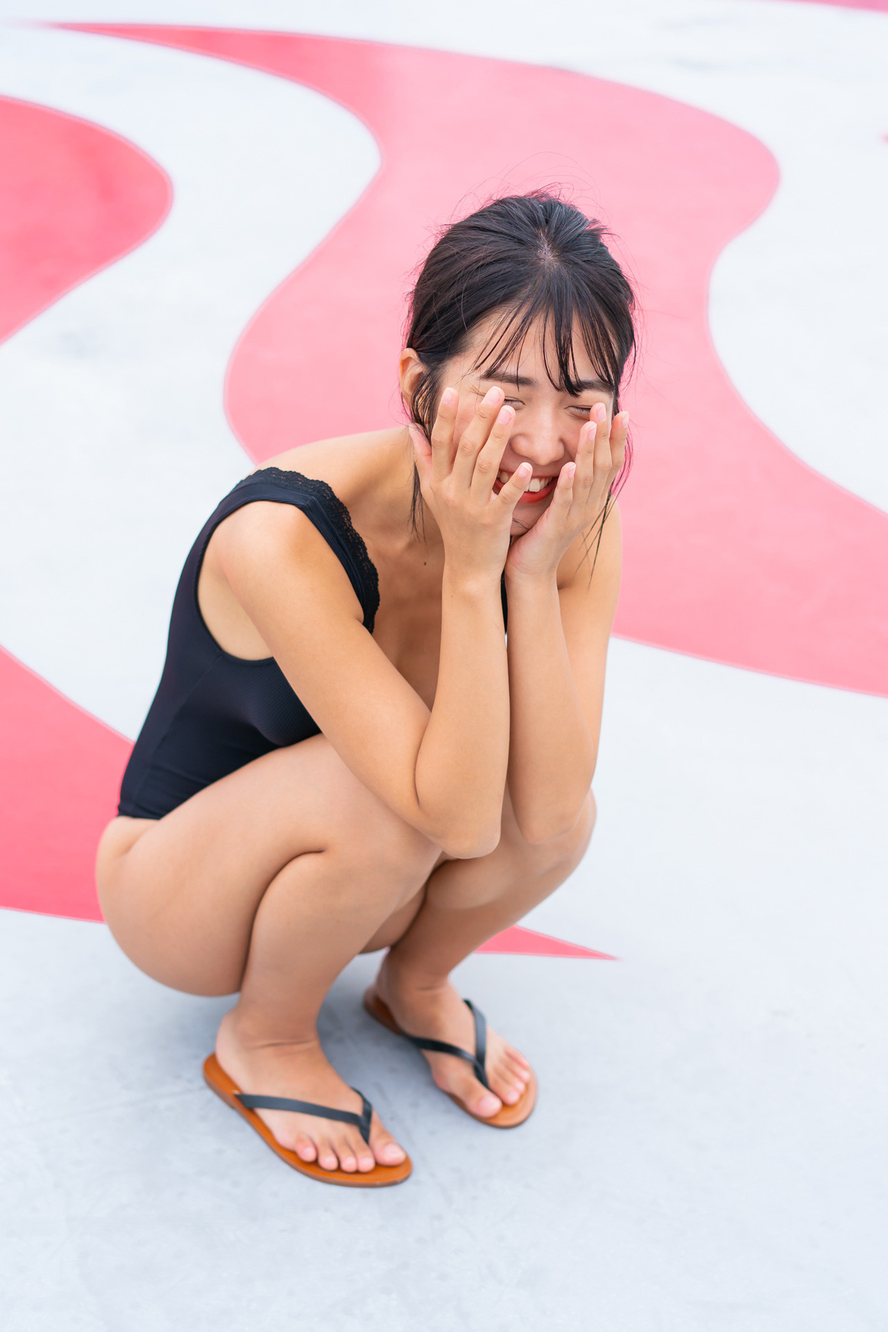 Amau Kisumi 天羽希純, FLASHデジタル写真集 「銭湯で大はしゃぎ！」 Set.02