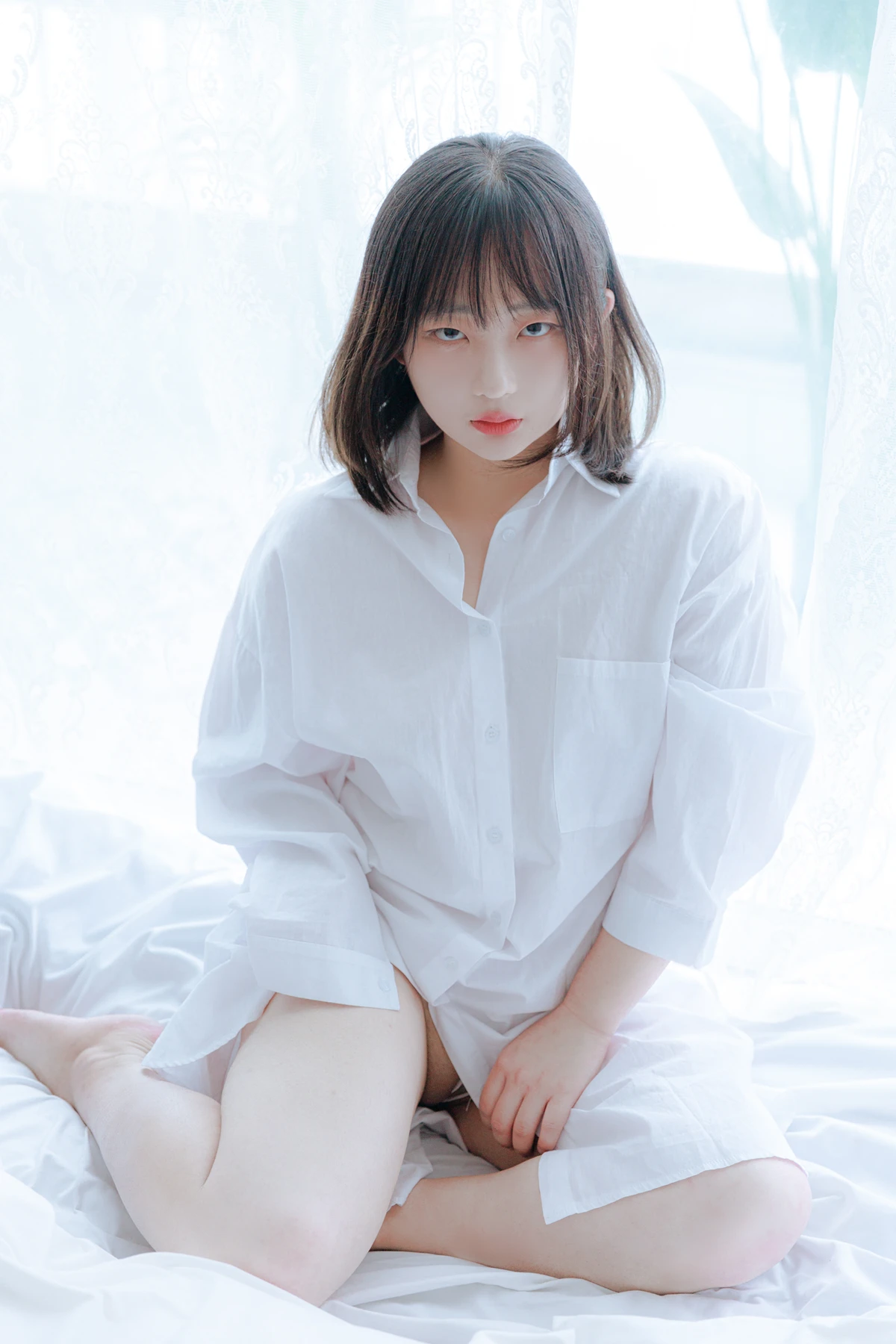 Mozzi 모찌, Photobook 「A Wet Day」