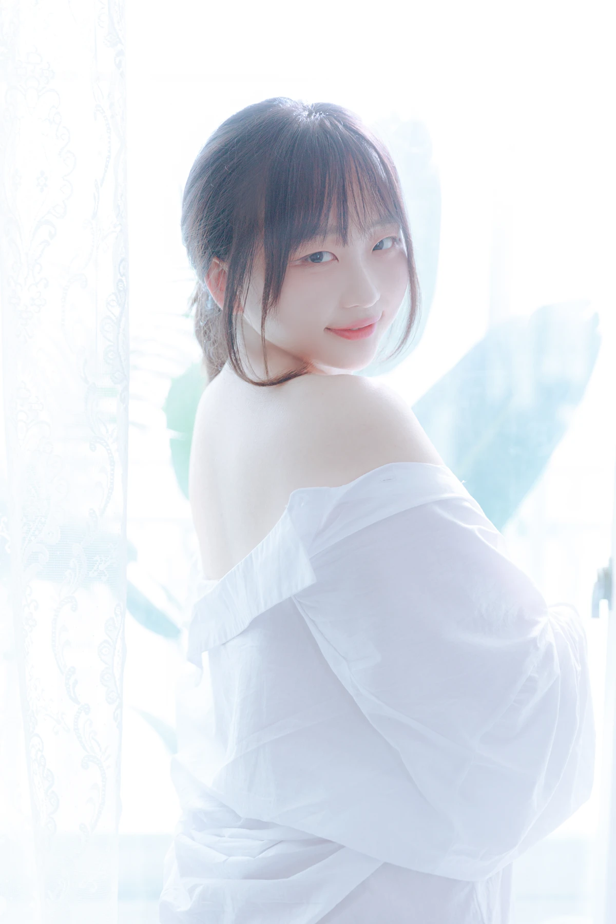Mozzi 모찌, Photobook 「A Wet Day」