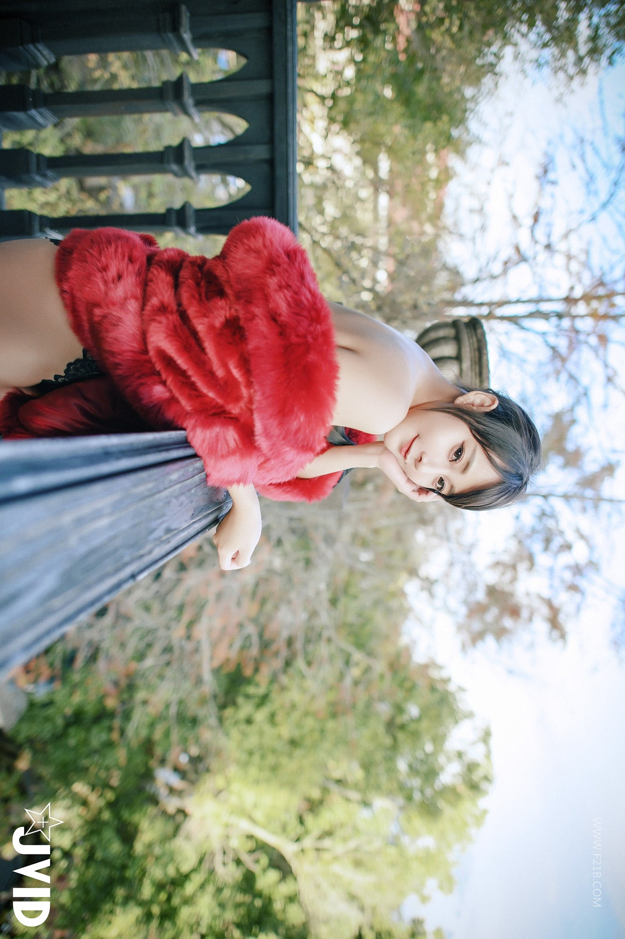 JVID Lele 樂樂 – 全輯上空無碼 巨乳校花 樂樂－鹿角loli的報恩！ Set.03