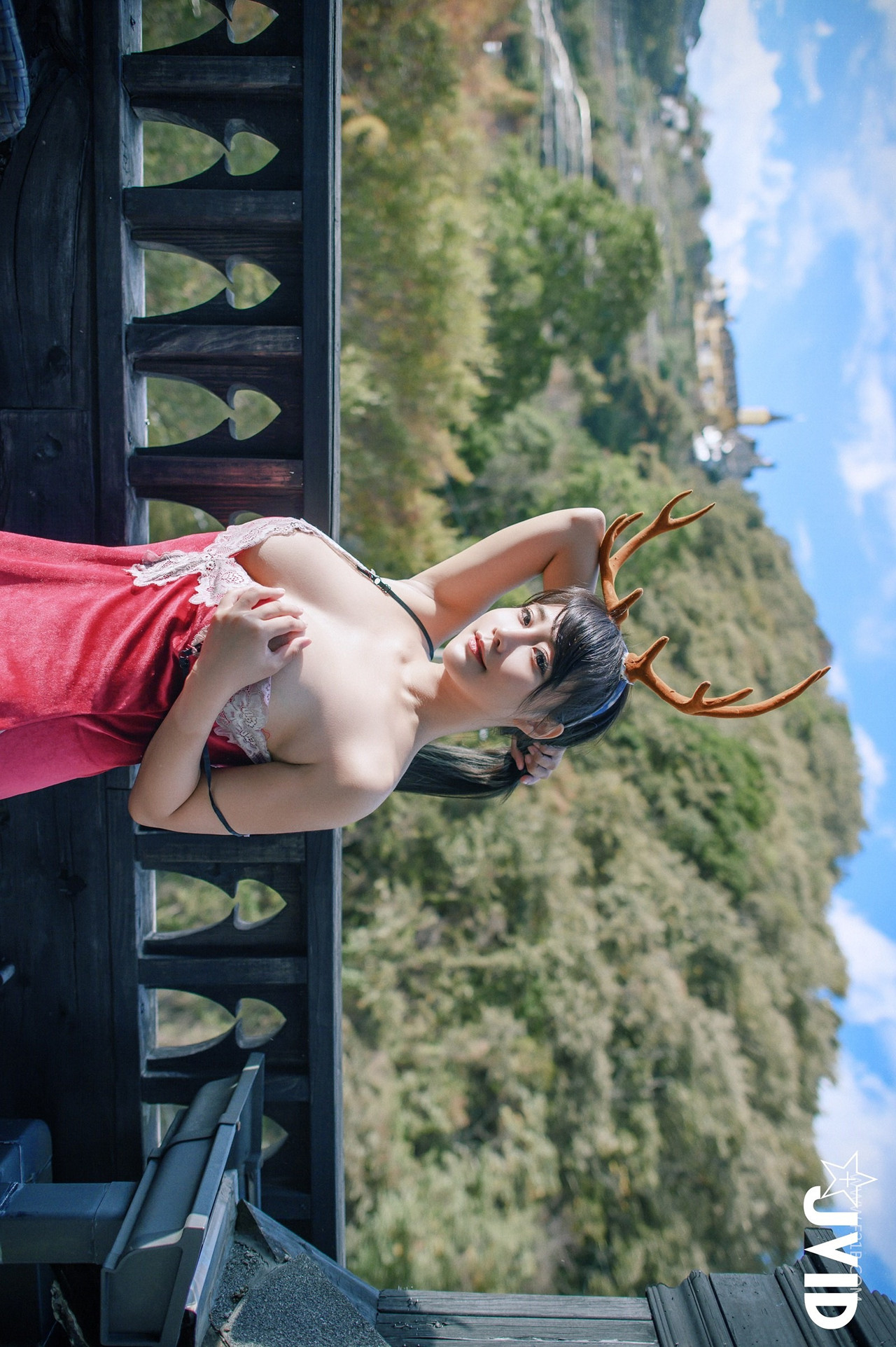 JVID Lele 樂樂 – 全輯上空無碼 巨乳校花 樂樂－鹿角loli的報恩！ Set.03