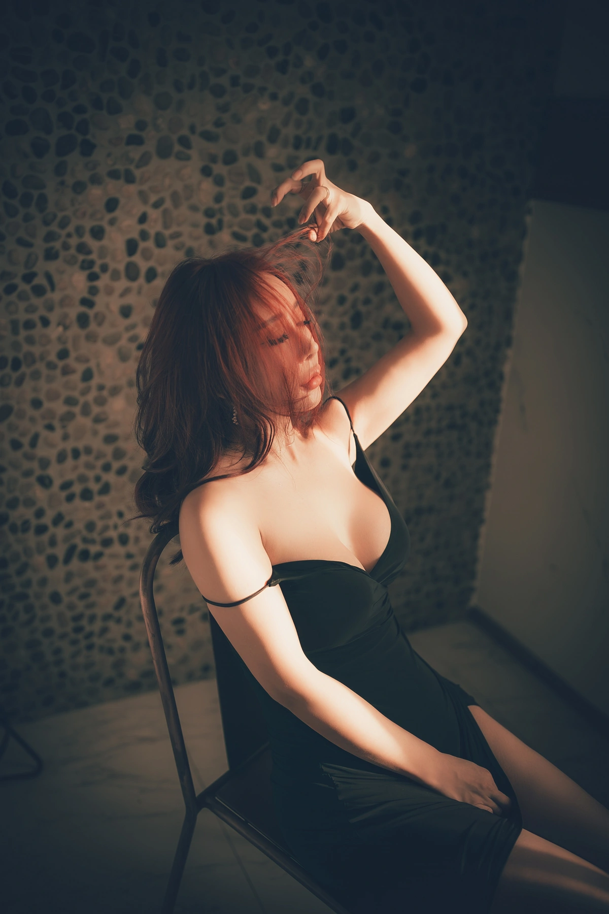 Soyoung 소영, PhotoBook 「In The Hotel」