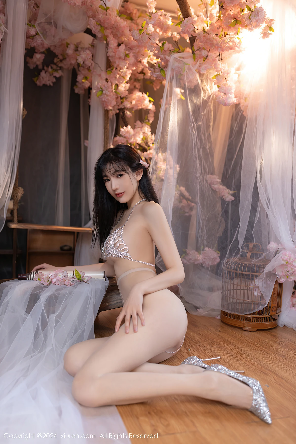 XiuRen秀人网 No.8807 陆萱萱LuXuanXuan