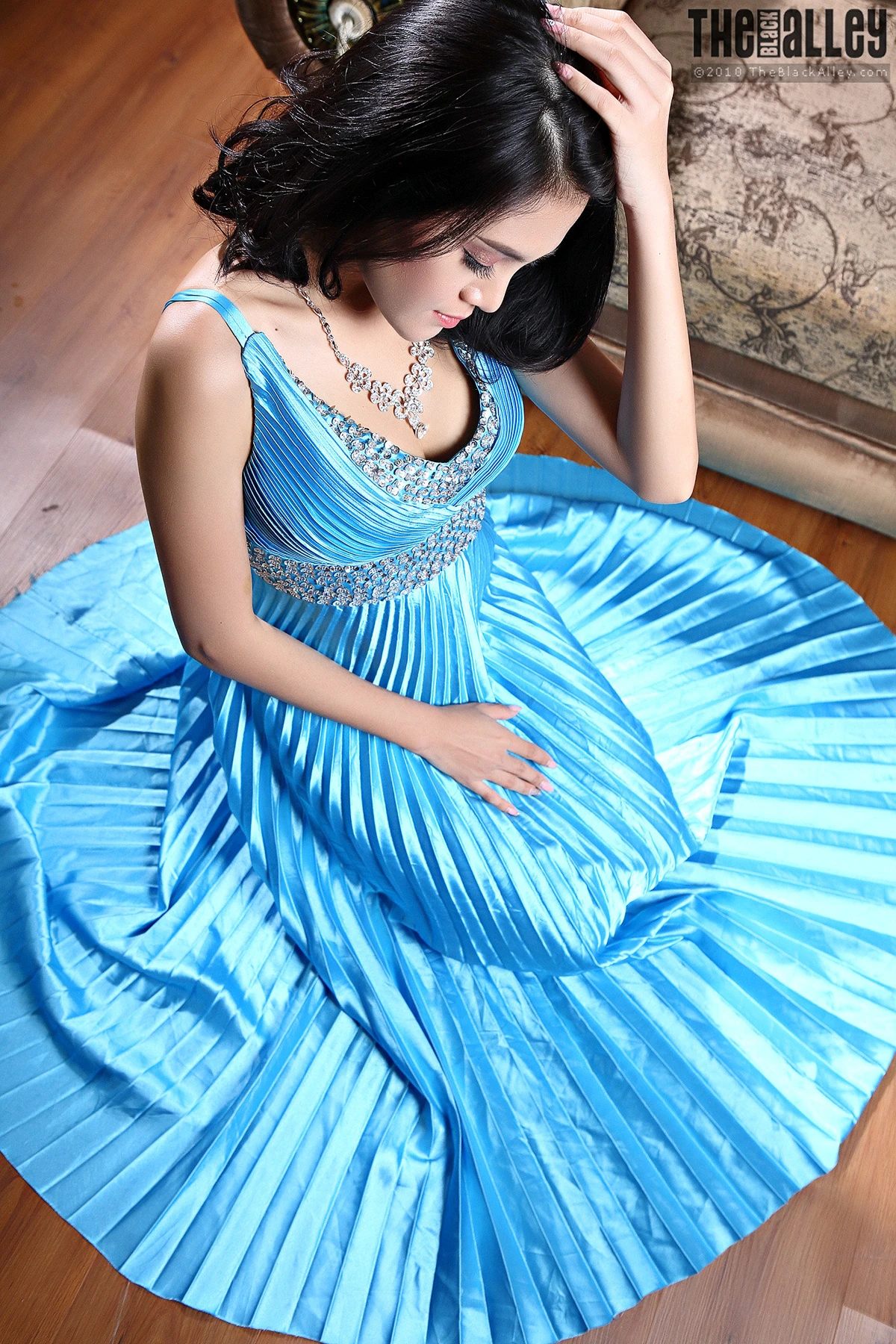 Rosita The Black Alley Photobook Set.27
