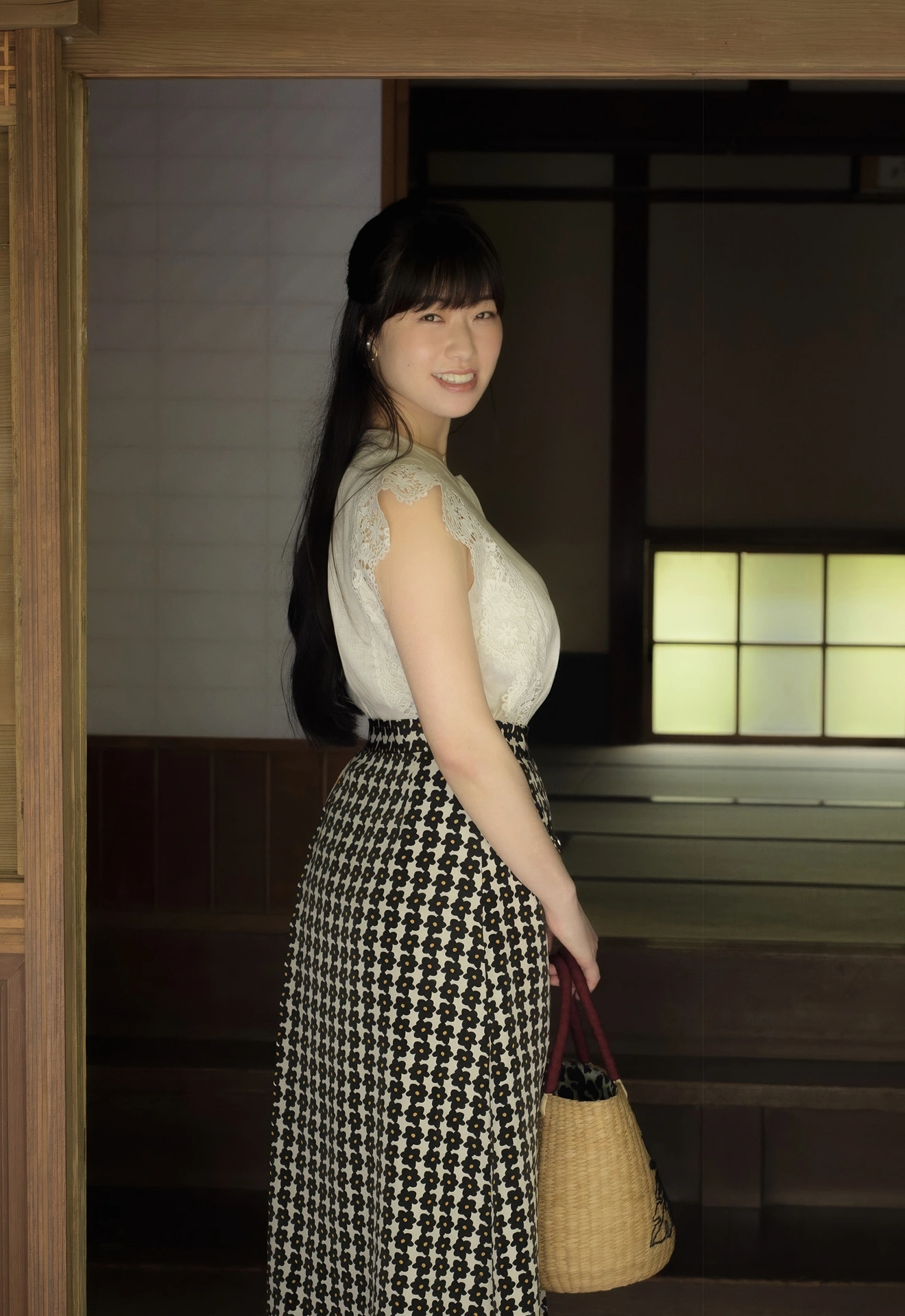 Asuka Oda 小田飛鳥, 週刊現代デジタル写真集 「一期一会 旅のはじまり」 Set.01