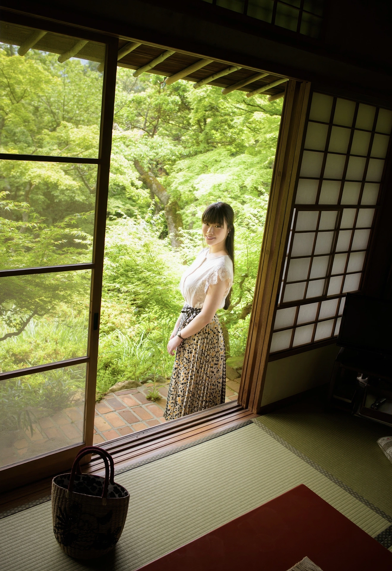 Asuka Oda 小田飛鳥, 週刊現代デジタル写真集 「一期一会 旅のはじまり」 Set.01