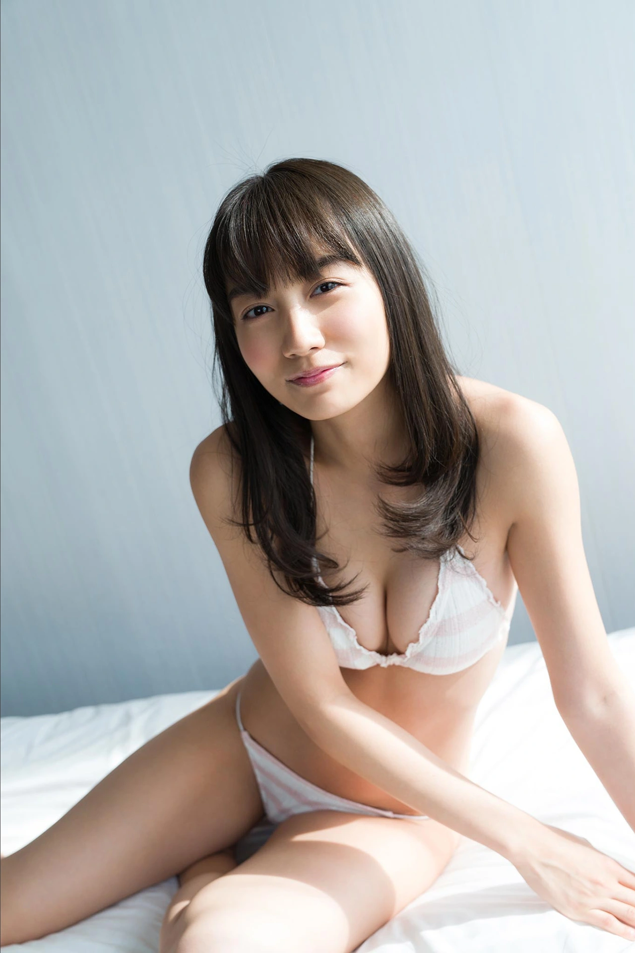 Hikari Kuroki 黒木ひかり, スピサン グラビアフォトブック 「神的美少女」 Set.01