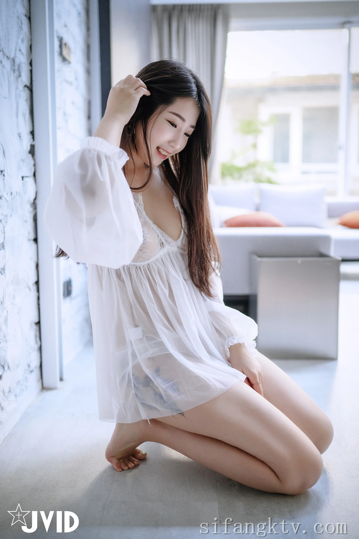 JVID 肉包Mini – 用玫瑰成功征服甜心肉包的肉体-热爱 Set.02