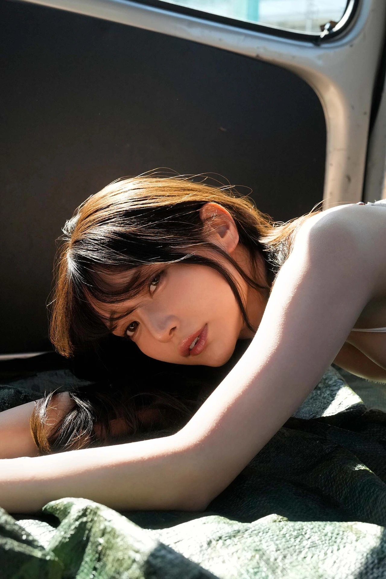 Sayaka Nitori 似鳥沙也加, デジタル写真集 秘密トリップ (デジタルブルグラ)