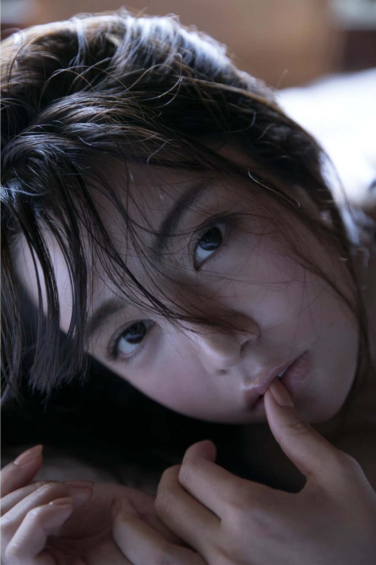 Miu Nakamura 仲村美海, 週刊ポストデジタル写真集 『背中を流して』 Set.02