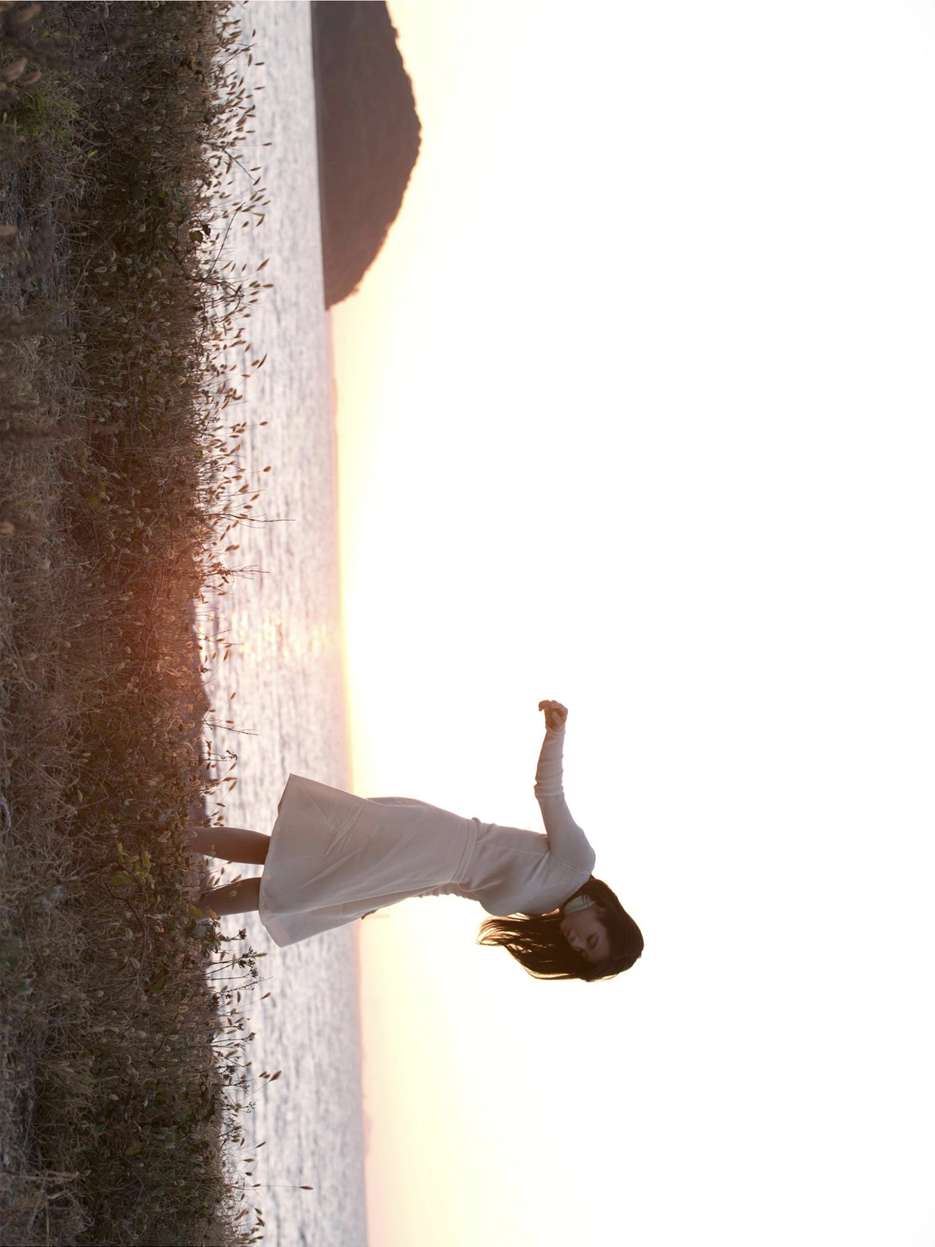 Miu Nakamura 仲村美海, 週刊ポストデジタル写真集 『背中を流して』 Set.03