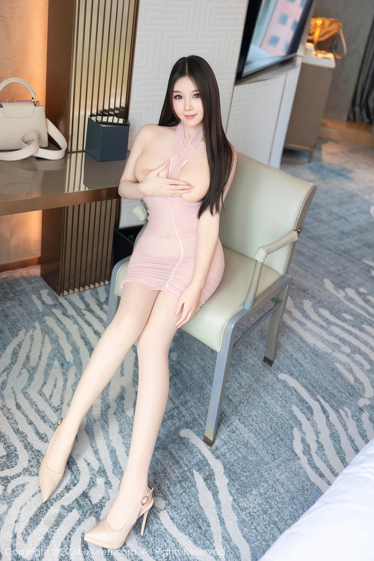 XiuRen秀人网 No.9057 金允珍呐Jinyunzhenna