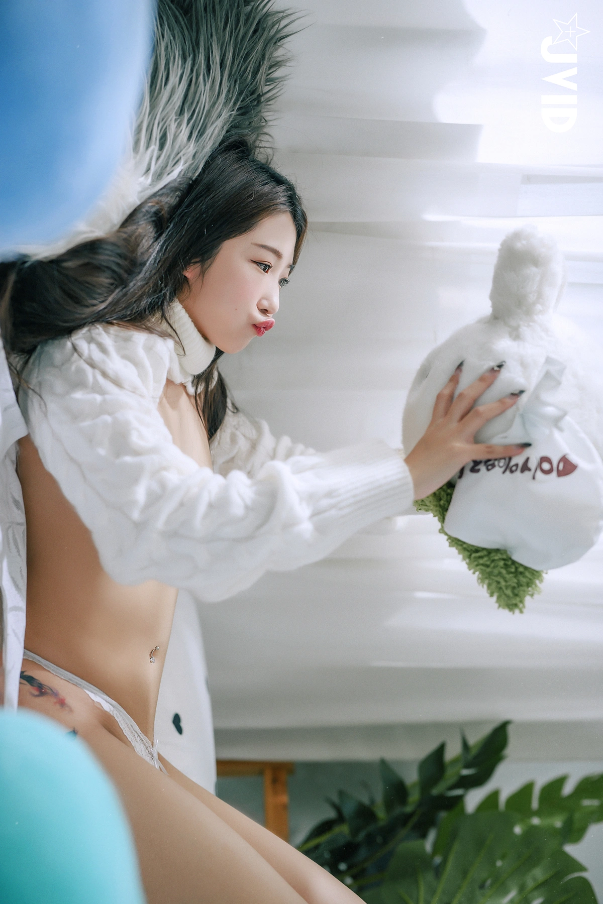 JVID 肉包Mini – 日文课の甜心的女童鞋 Set.03