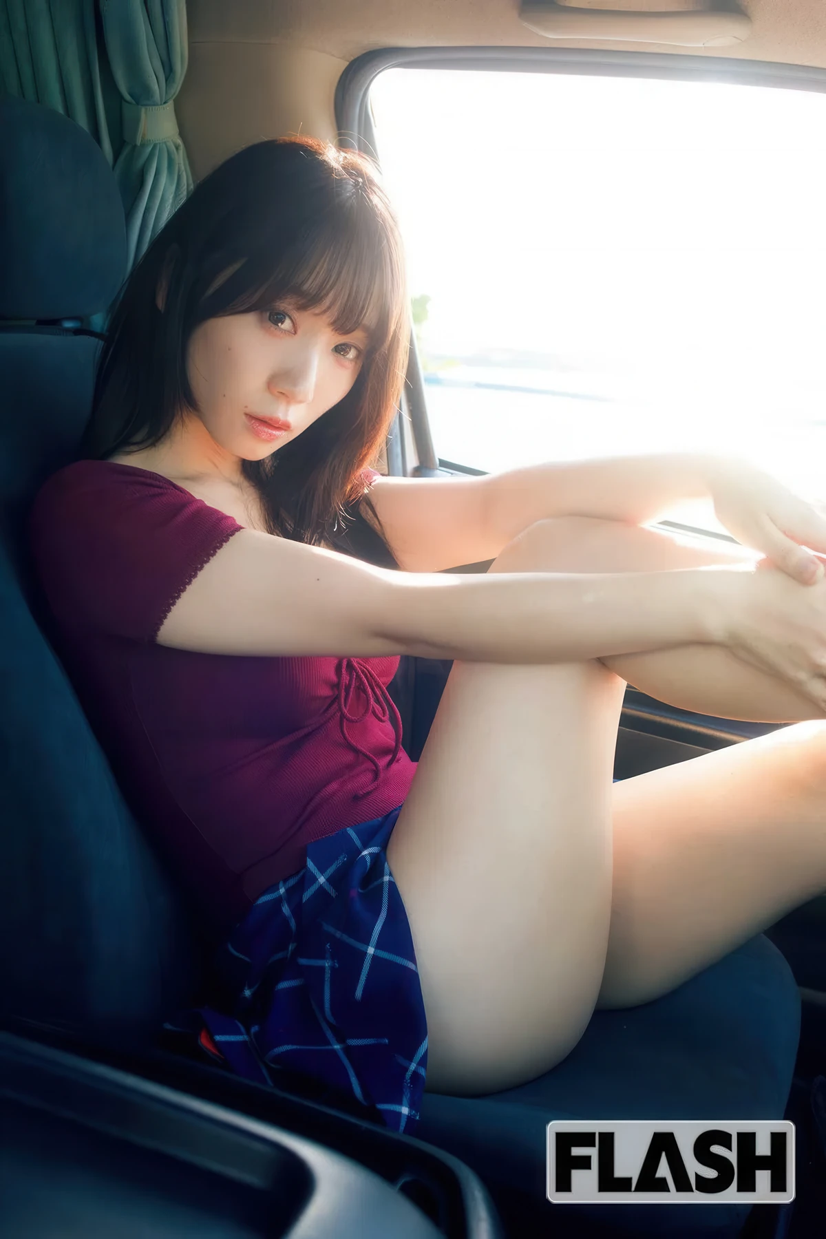 Moe Iori 伊織もえ, FLASH 2025.12.16 (フラッシュ 2025年12月16日号)
