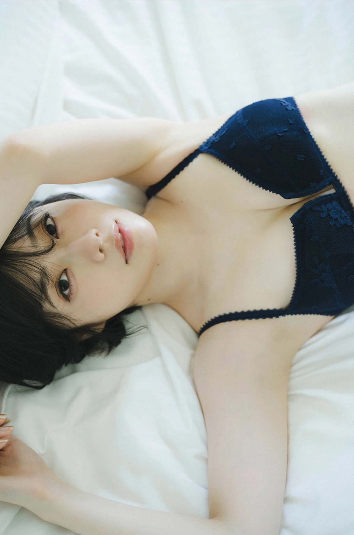 Karin Isobe 礒部花凜, 週プレ+Special No.342 「かりんとりっぷ」 Set.04