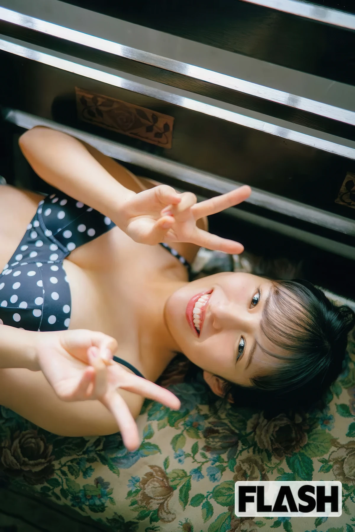 Hinano Minase 水瀬陽菜乃, Moka Hibiya 日比谷萌甘, FLASH 2025.12.23 (フラッシュ 2025年12月23日号)