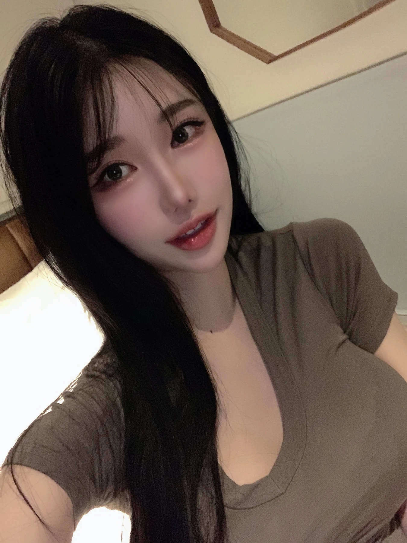Yunjin 챌이, Moon Night Snap Photobook 「Your Yunjin」